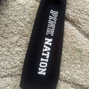 Victoria’s Secret Pink capri leggings